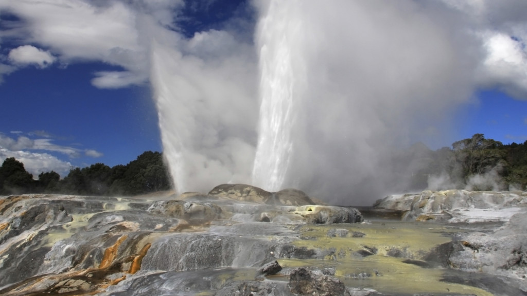 images-rotorua-tourist-attractions-in-new-zealand