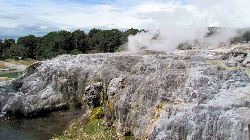 panorama-nature-rotorua-tourist-attractions-in-new-zealand